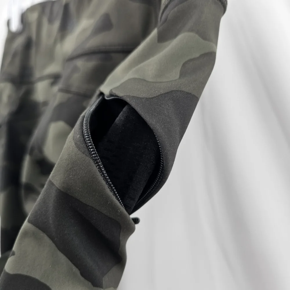 Athleta Camo Contender 7/8 Tight Leggings Green 405480-02 Women's Size Small.‎